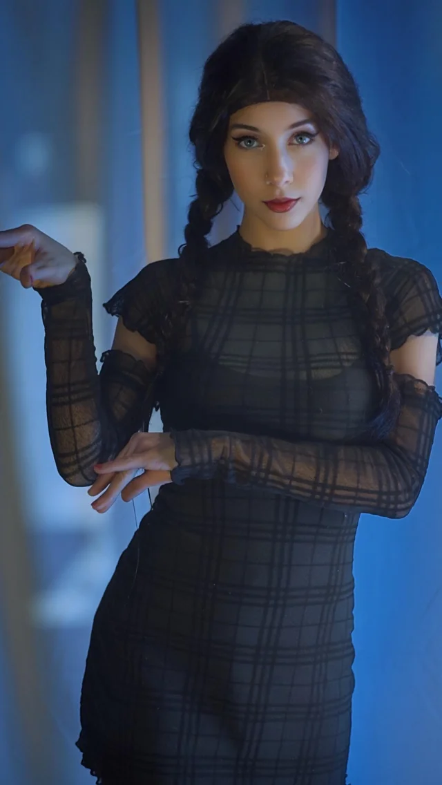 Shannyplays strips in a filthy Wednesday Addams cosplay