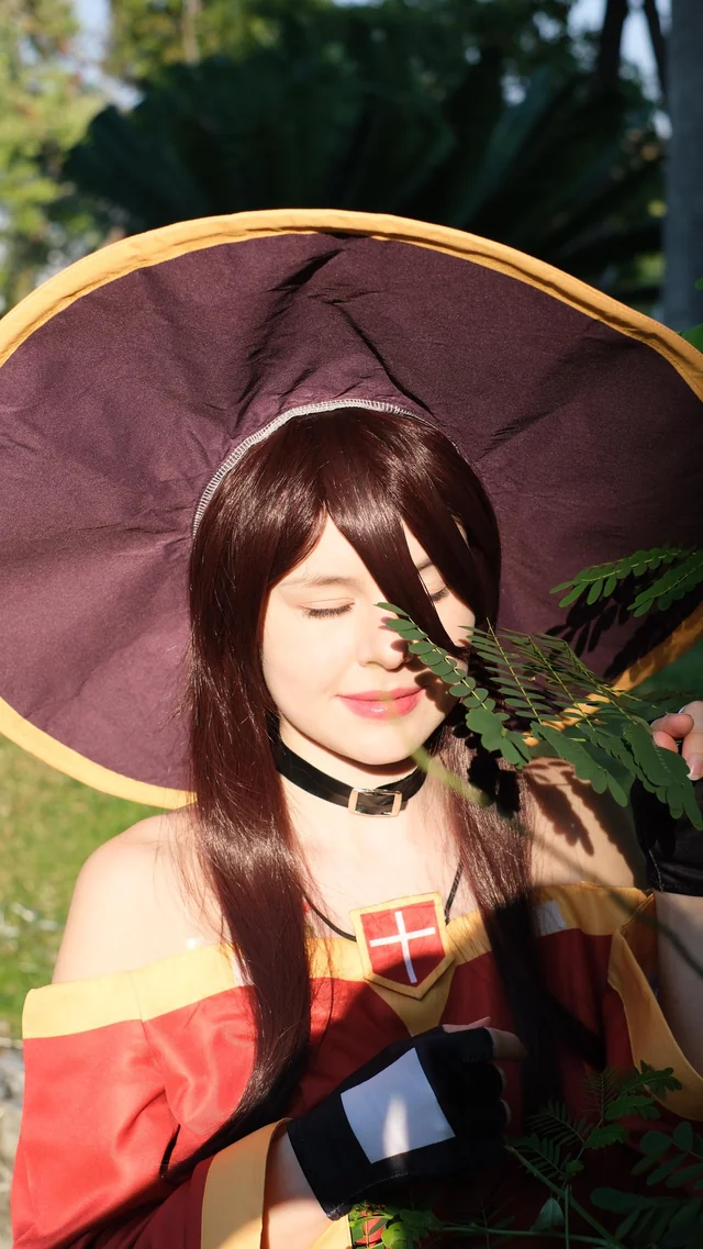 Megumin cosplay sex with glasses blowjob in KonoSuba fantasy