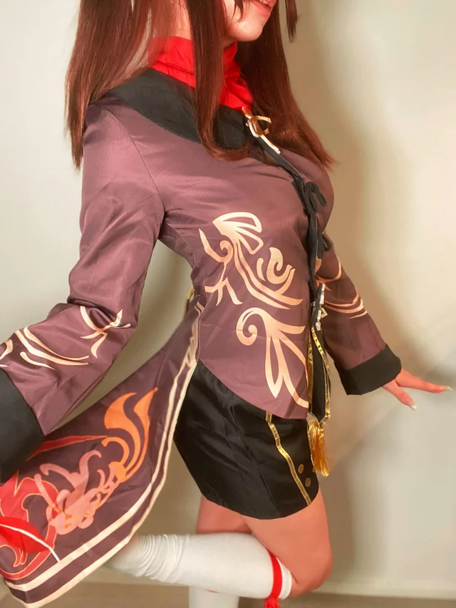 Hu Tao Genshin Impact cosplay turns gamer girl fantasy into raw solo tease