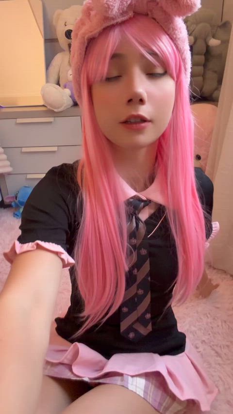 Nerdy Egirl Glasses Porn in Sci-Fi Cosplay Amateur Clip
