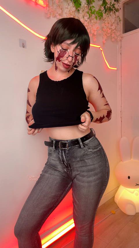 Maki Zenin Jujutsu Kaisen cosplay glasses tease with slow strip pacing
