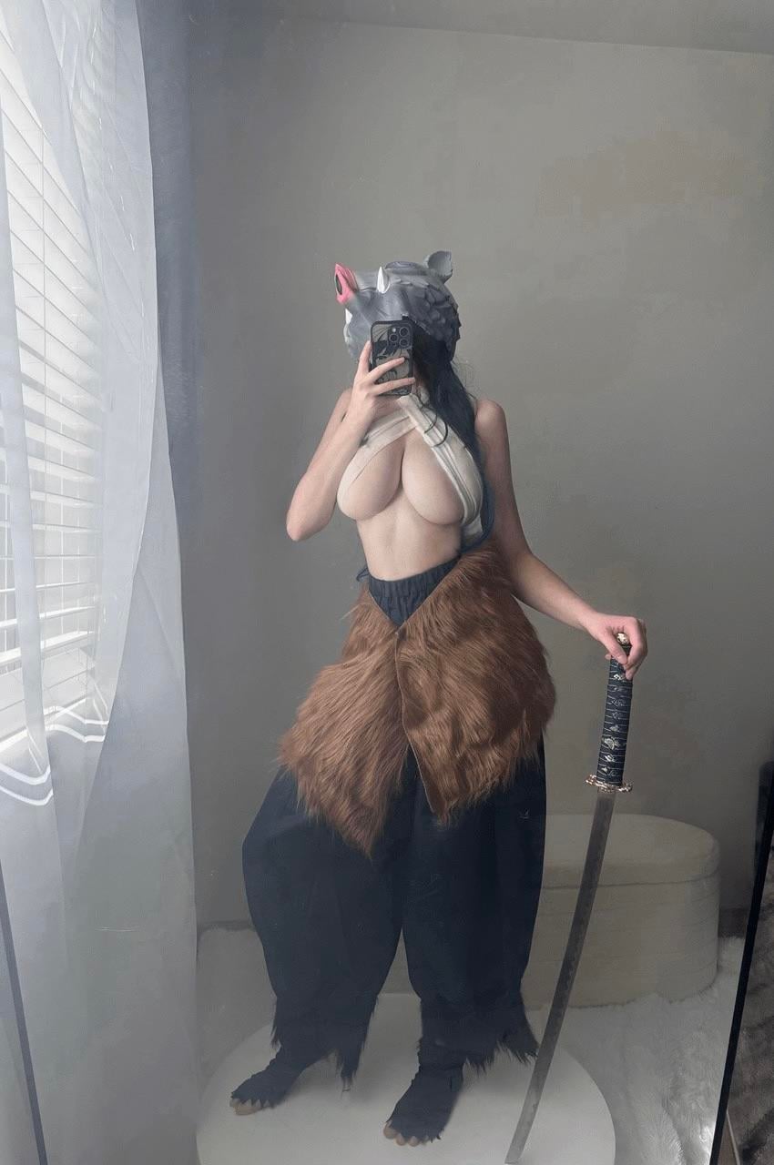 Inosuke Demon Slayer Cosplay Gender Bend Transformation
