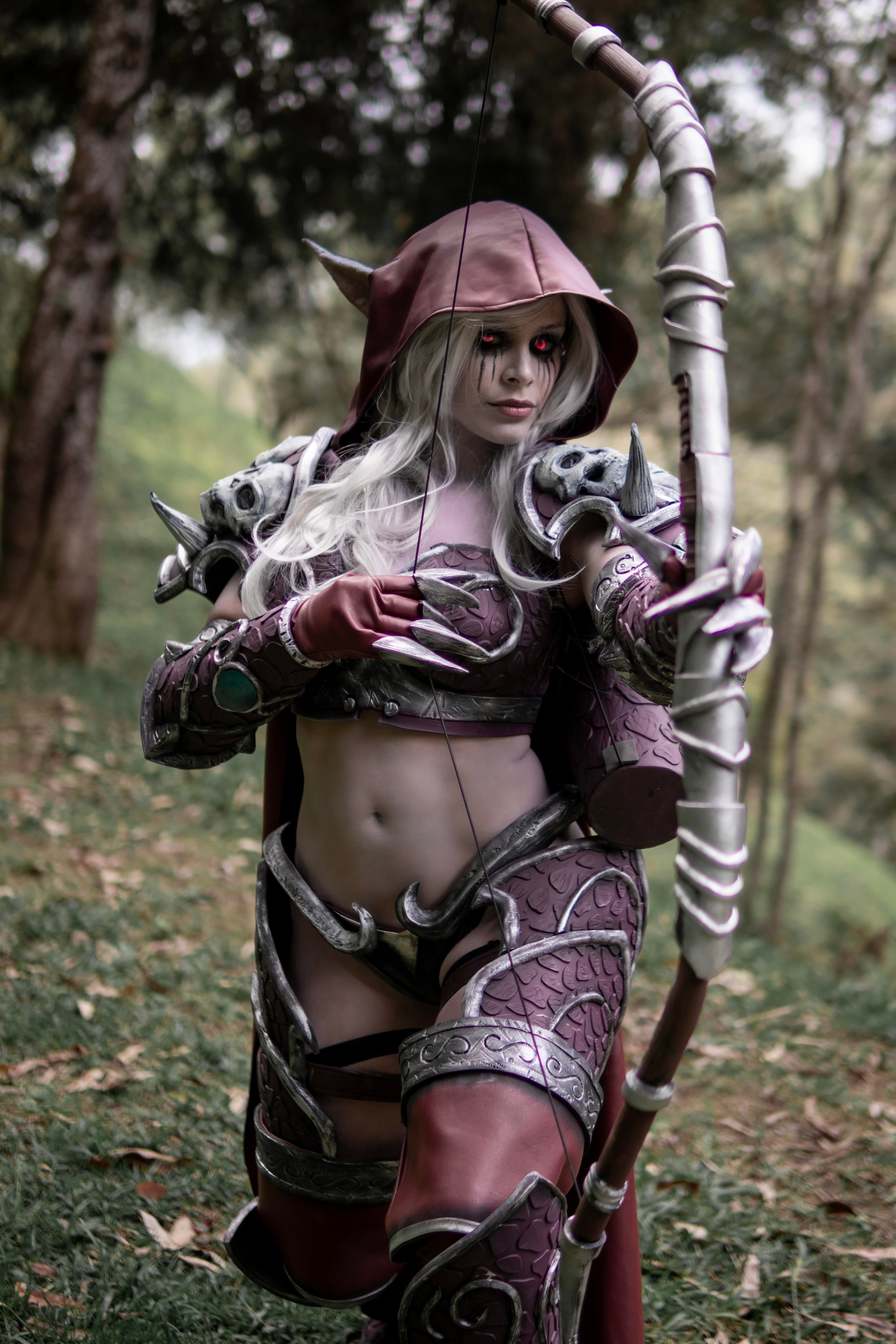Cosplay Goddess Unleashes Inner Gamer Girl