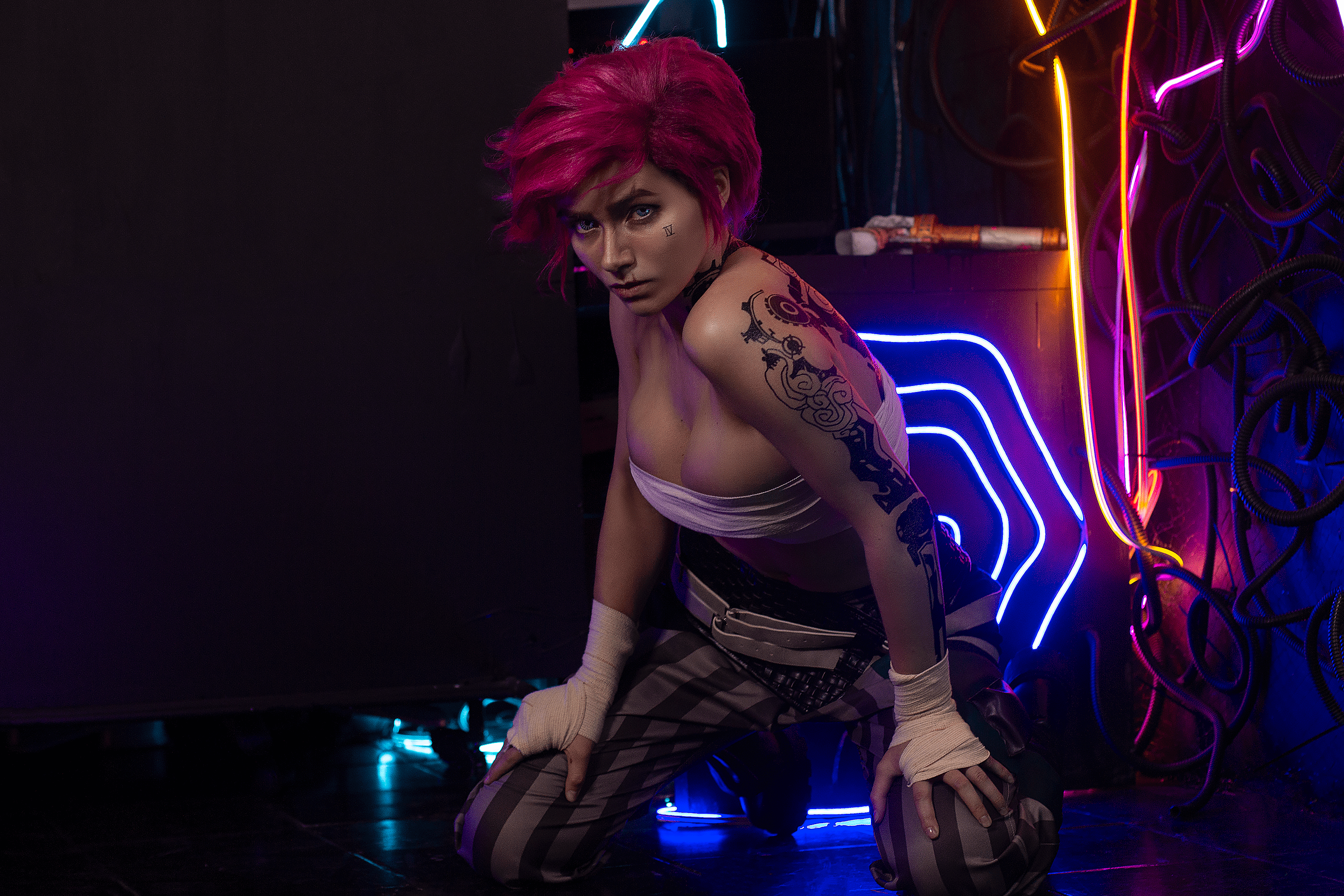 Lewd Arcane Cosplay: Nancy Novikova’s Seductive Vi