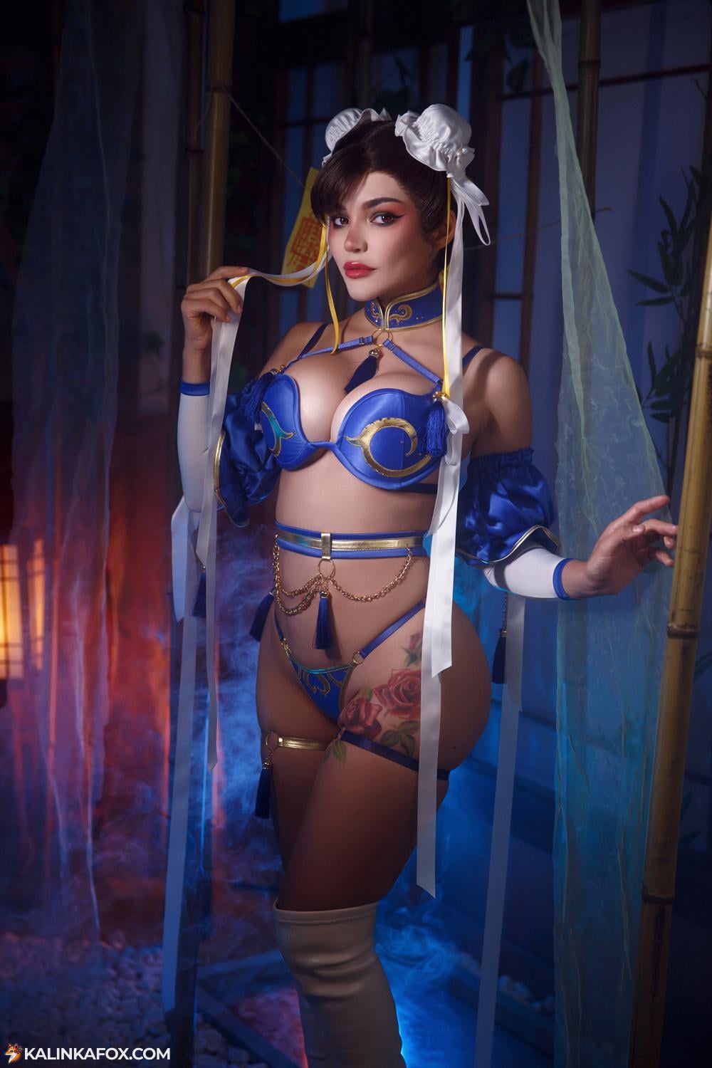 KalinkaFox’s Steamy Street Fighter Cosplay