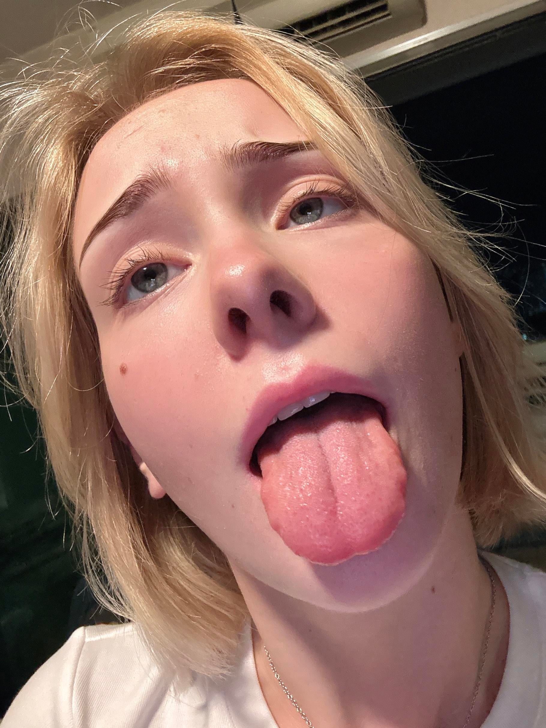 Ahegao Bliss: Sweet Moments in Cosmic Intimacy
