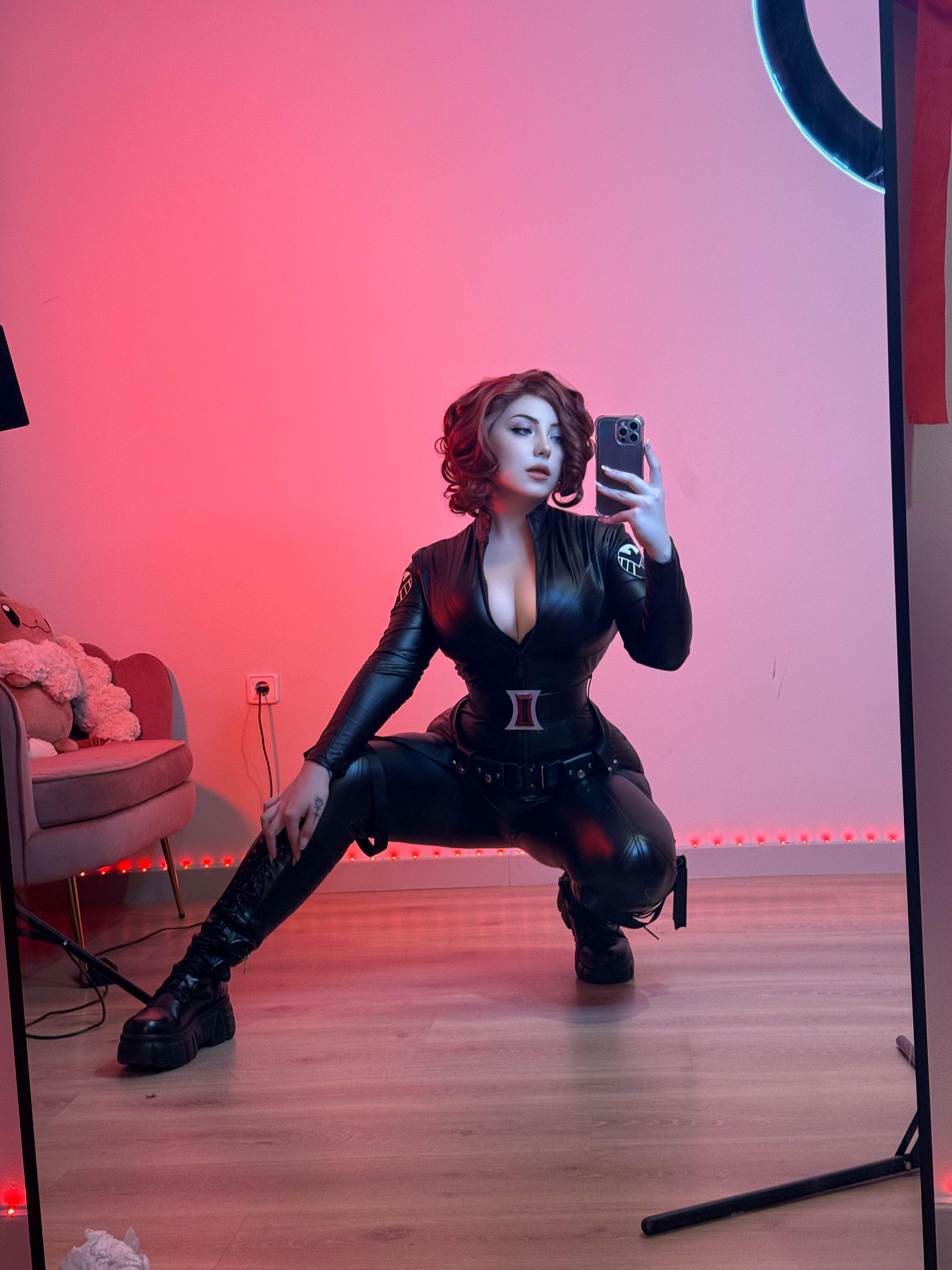 Badass Blackwidow by me (Kuroitsne)