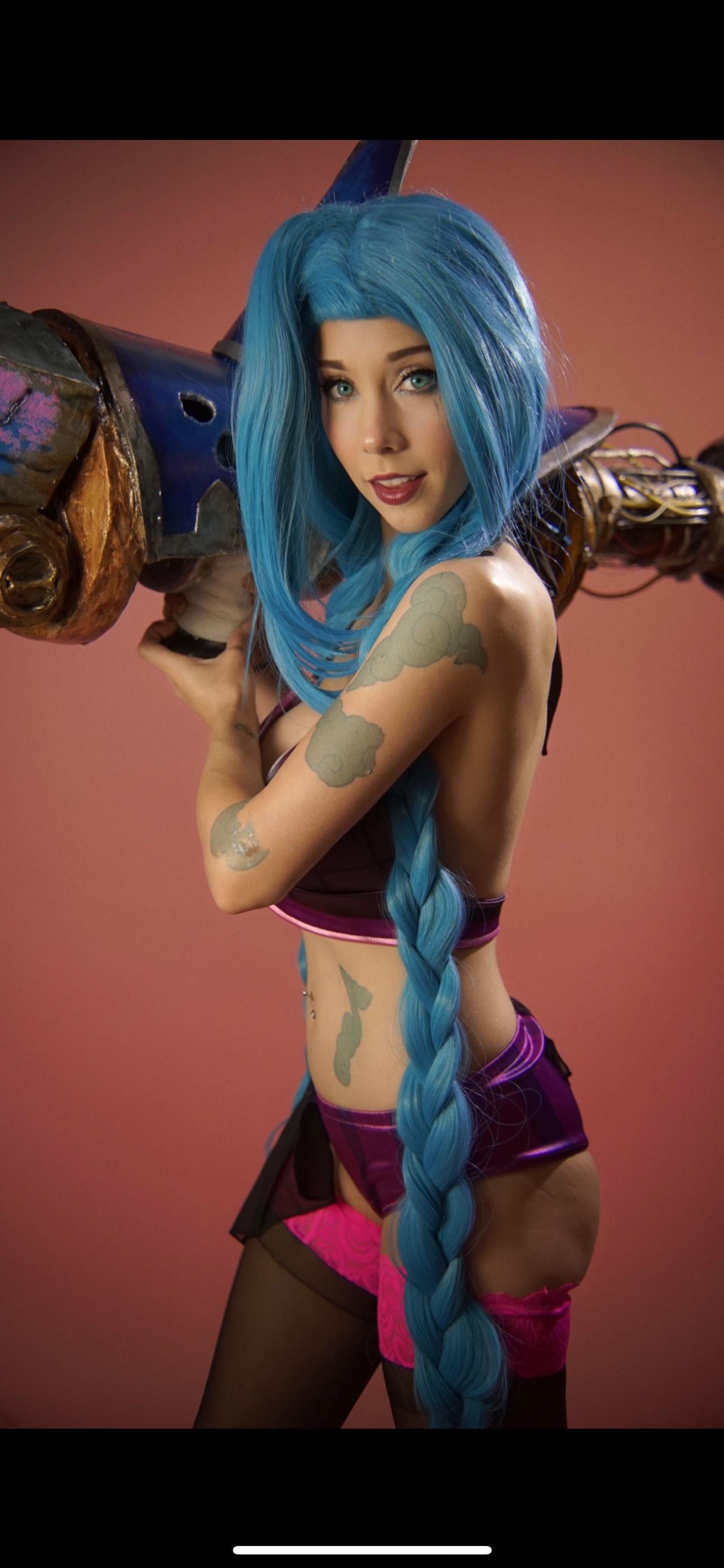Jinx cosplay