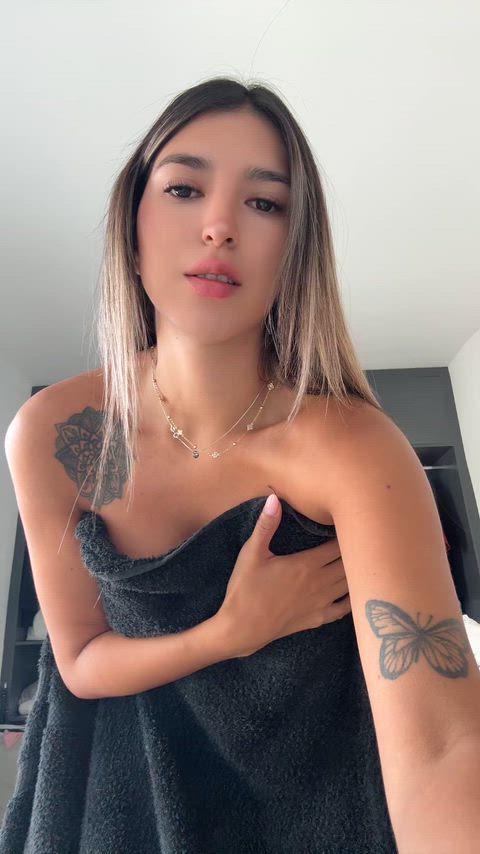 hotel towel reveal