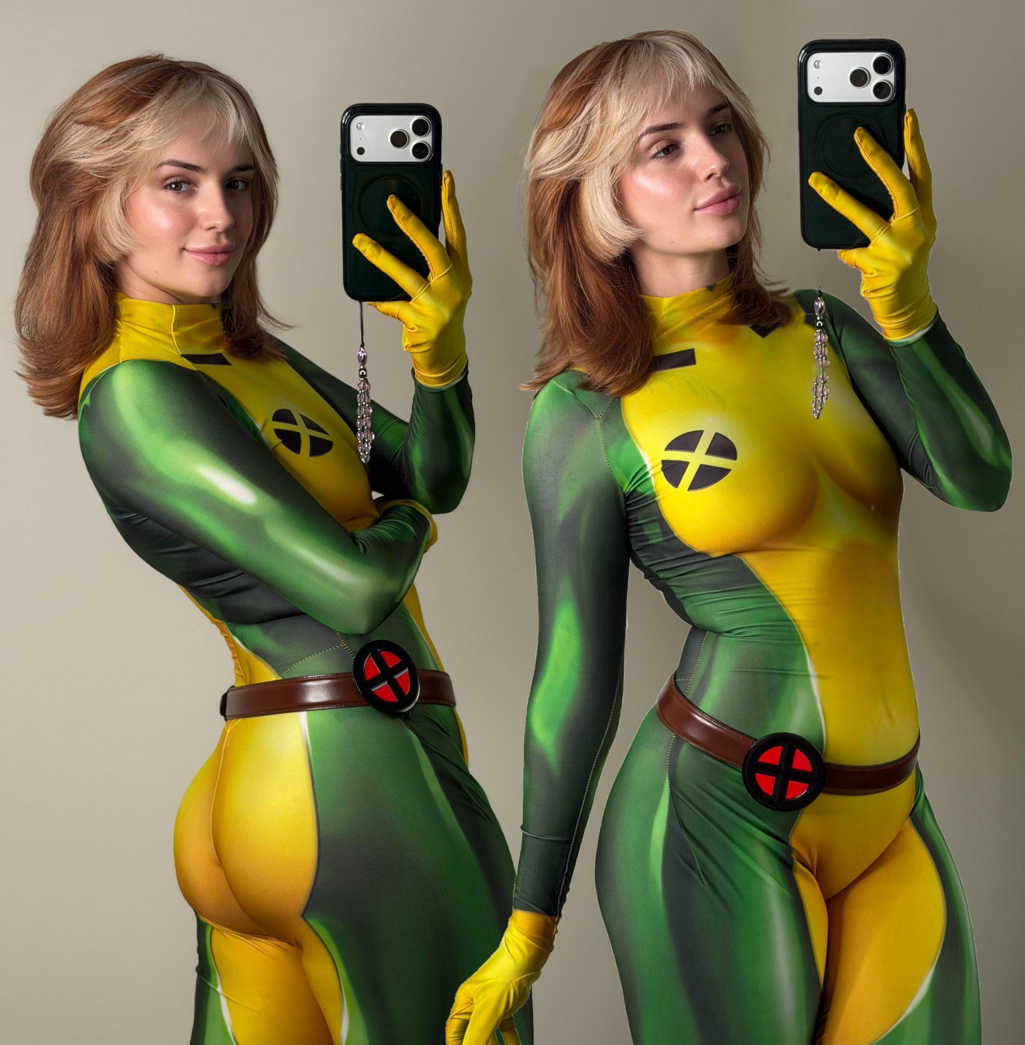 Rogue cosplay by LeesiBB