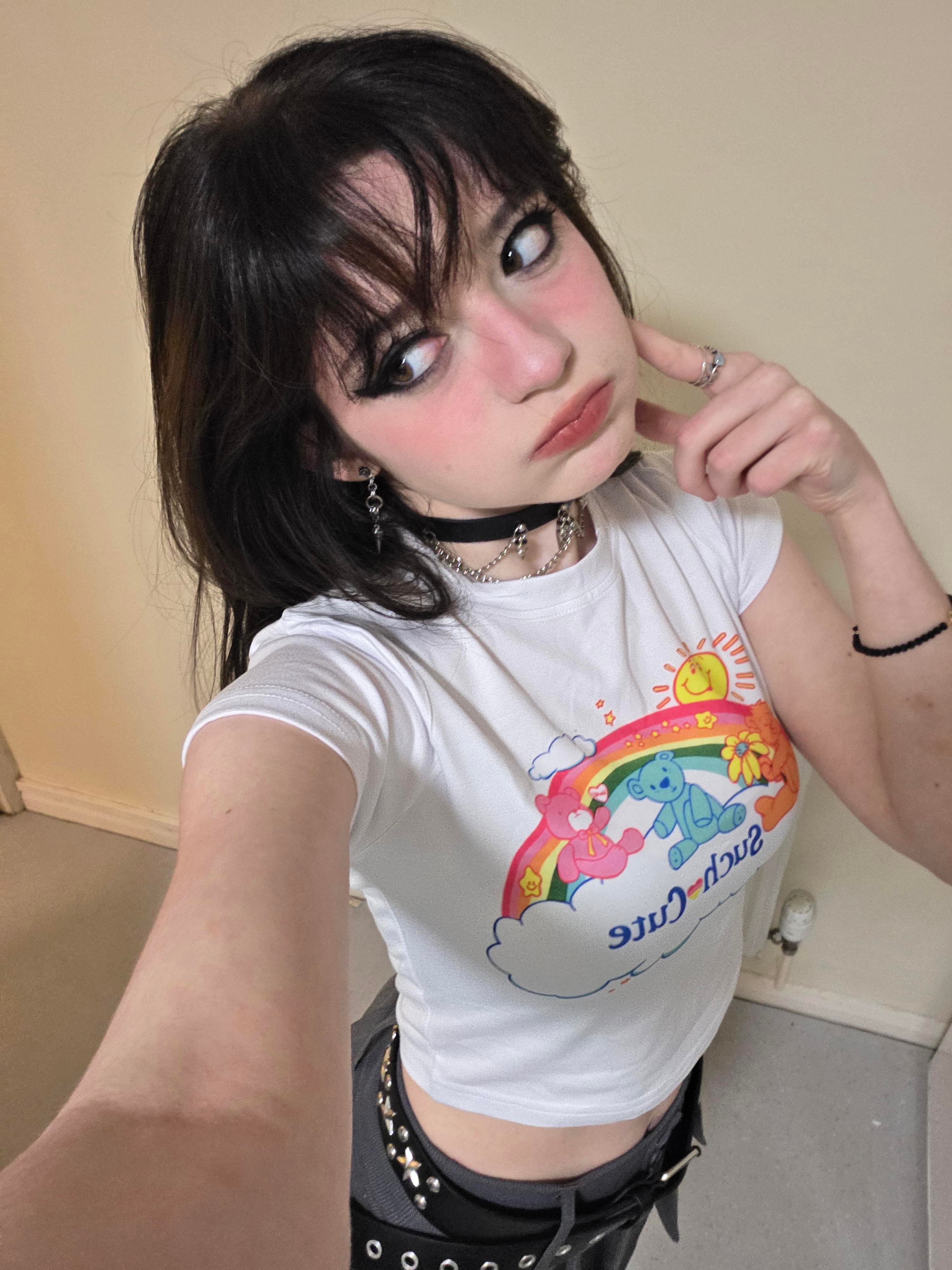 undress your hentai gf ^_^