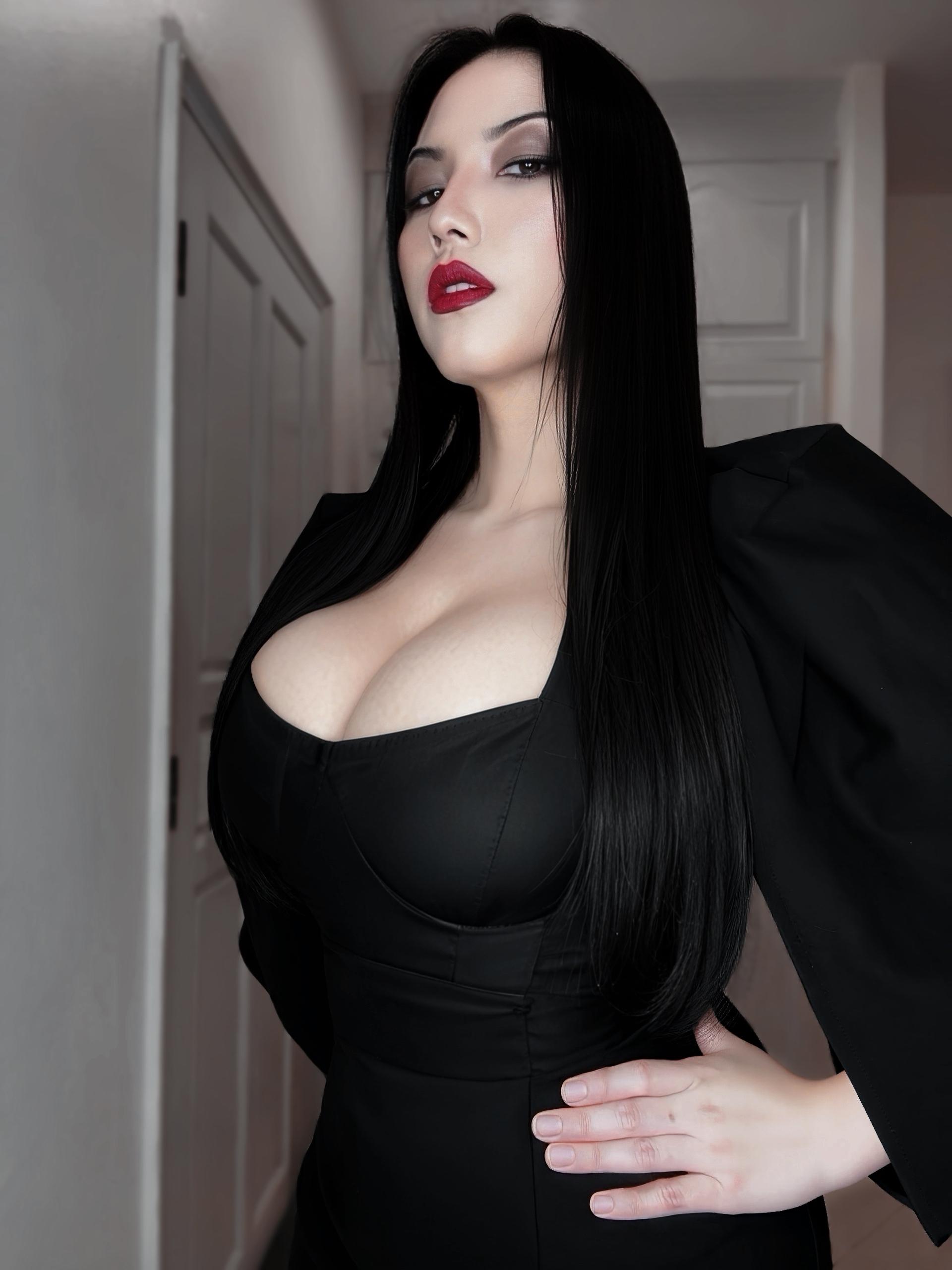 Morticia Addams (Aria) [Addams Family]